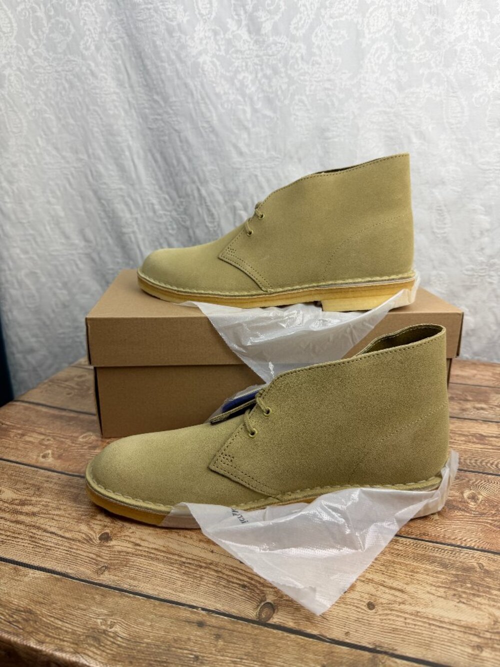 Clarks Men’s Desert Boot Maple Suede Chukka Lace Up Casual Shoes Size 10 NEW